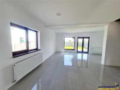 Pet friendly! Refugiu verde la 15 minute de Brasov, duplex luminos, curte proprie, Tarlungeni - foto 2