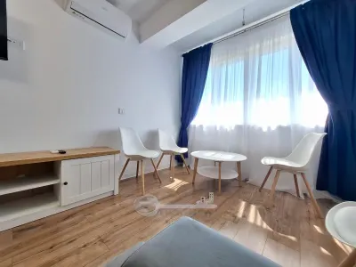 Liber, mobilat, de vanzare apartament 2 camere mobilat, Cug Pepiniera - Iasi