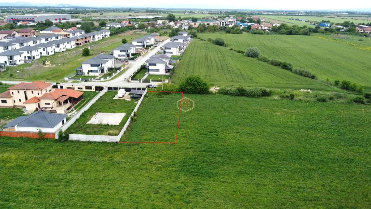 Loc de casa - 799 mÂ² pe strada Caprioarei | Satu Mare - foto 1
