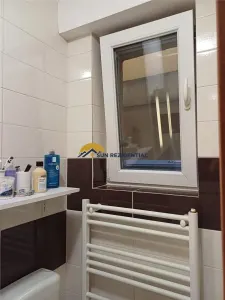 Metrou Aparatorii Patriei- garsoniera in bloc 2012 - foto 8