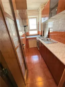 Apartament 3 camere, semidecomandat - zona Florilor - foto 5