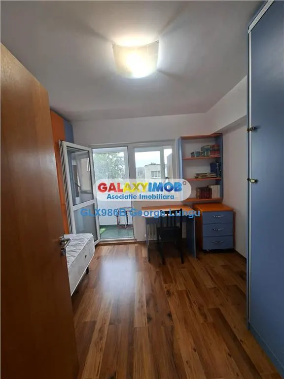 Apartament 4 camere decomandat Militari Zona Piata Gorjului - foto 1
