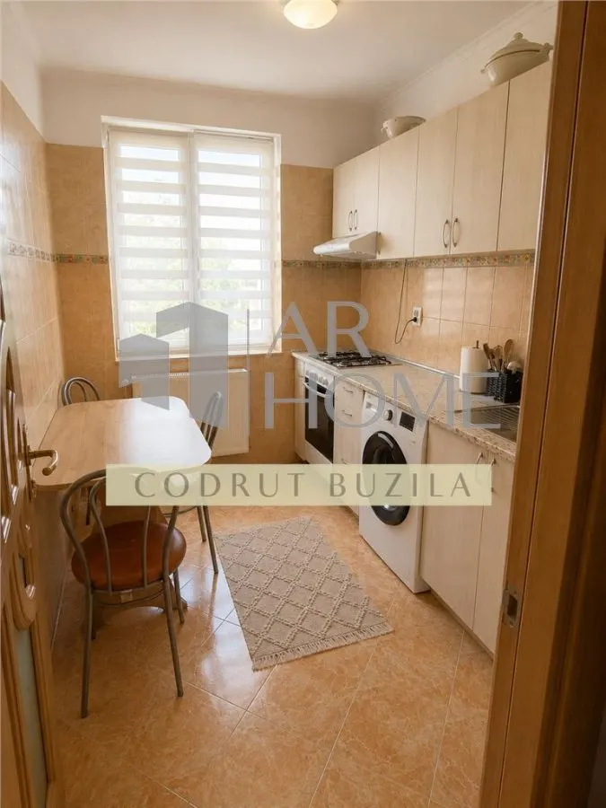 Apartament 2 camere, renovat, ultracentral, Ploiesti - foto 4