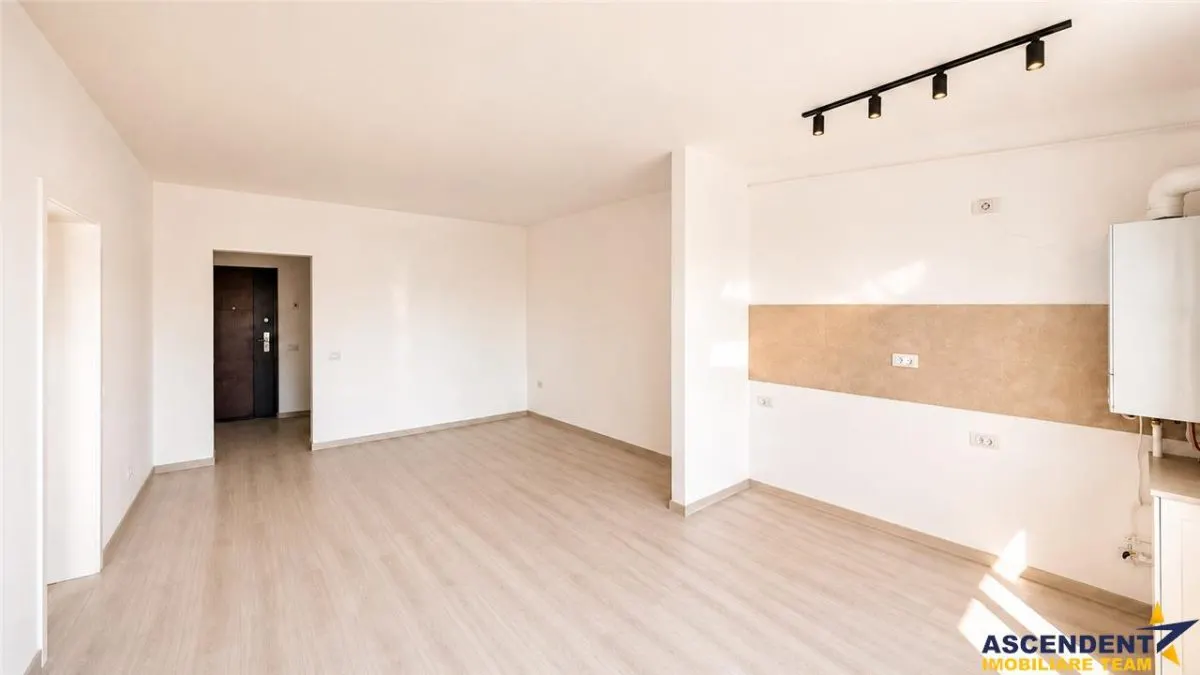 Rezidenta cu: dormitor, dressing, living cu bucatarie, incalzire pardoseala, terasa, - foto 1