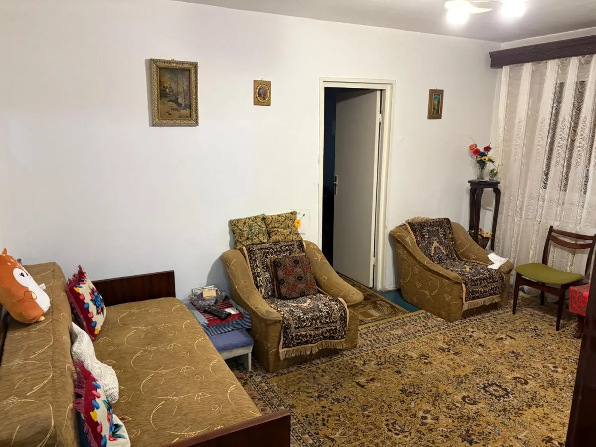 Apartament 2 camere zona Vest - foto 4
