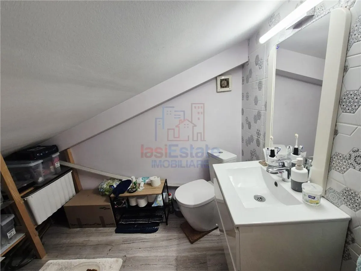 Apartament de vanzare cu 3 camere in Alexandru cel Bun - foto 9