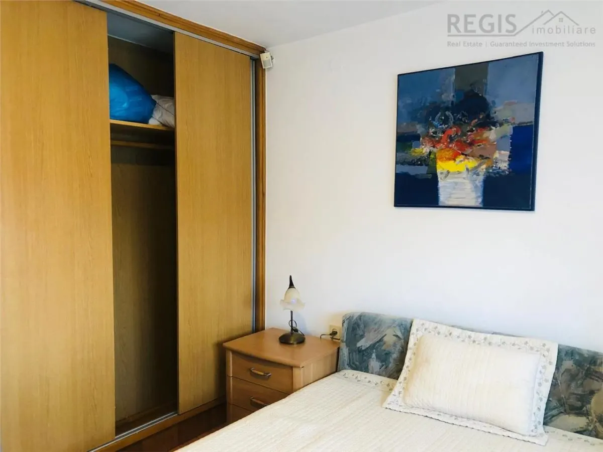 Casa individuala 5 Camere cu parcare doar pentru familii - foto 12