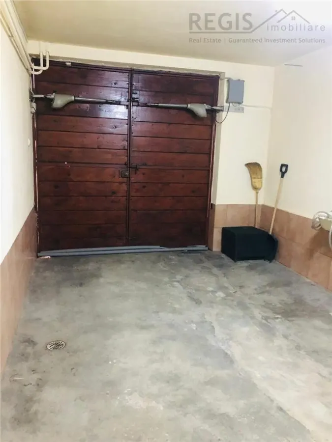 Casa individuala 5 Camere cu parcare doar pentru familii - foto 18