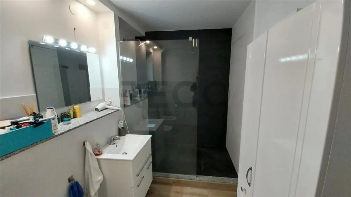RECO Vila unica in Santion cu teren de 2200mp - foto 22