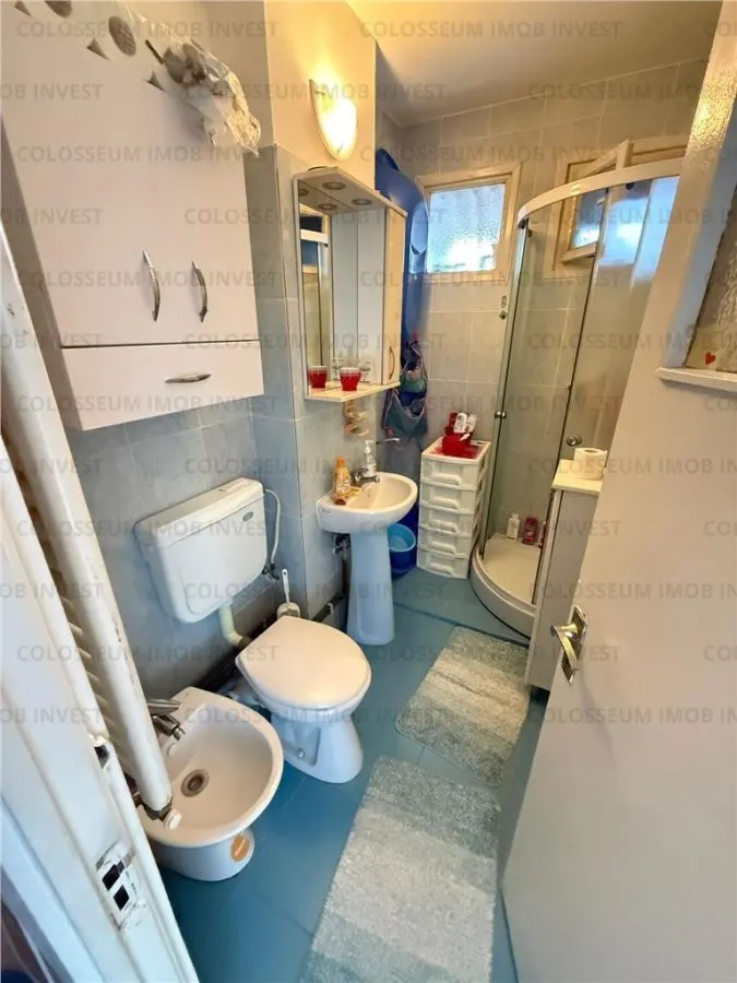 Apartament 3 camere, semidecomandat - zona Astra/Uranus - foto 6