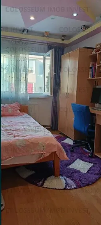 Apartament 3 camere, decomandat - zona Astra - foto 4