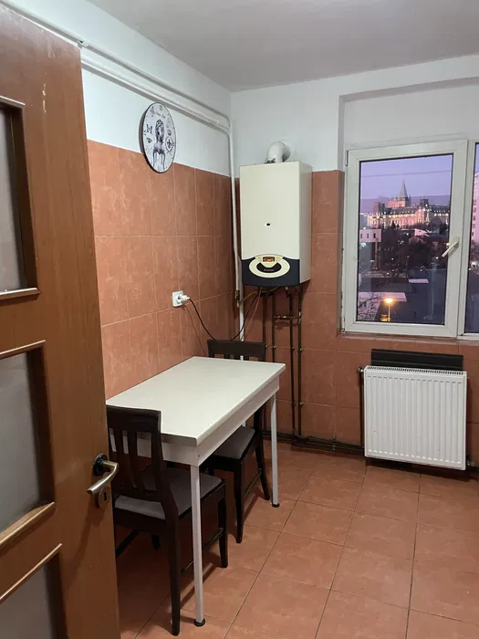 Apartament 2 camere PALAS - 380  EURO - Iasi