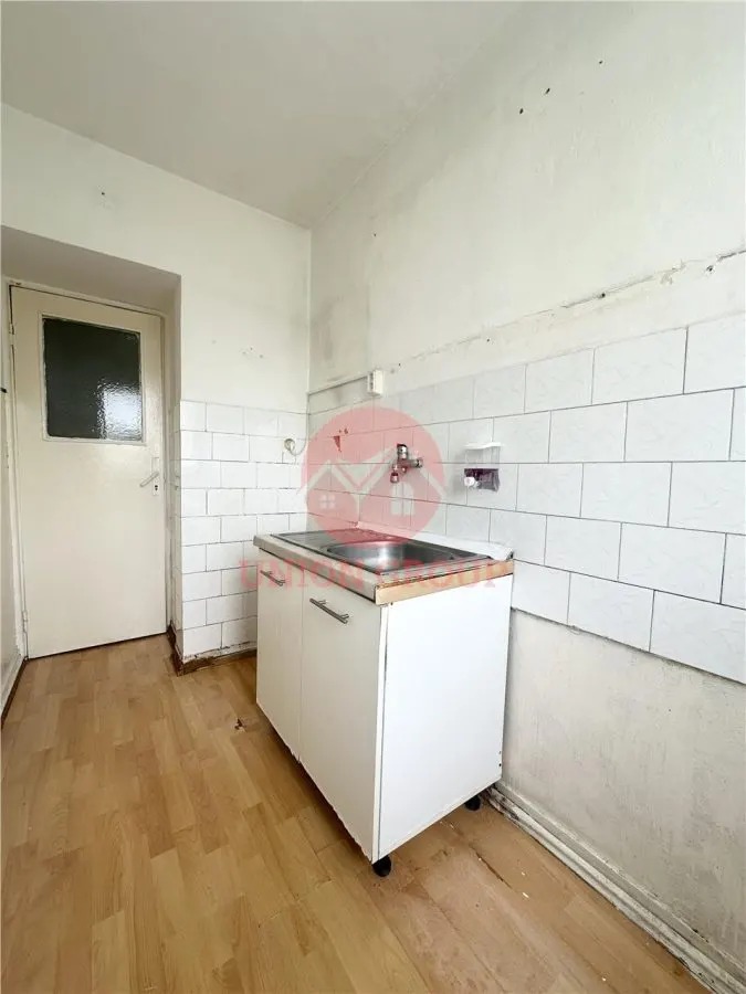 Apartament 2 Camere Semidecomandat, Etaj Intermediar, Tomis Nord Ciresica - foto 7