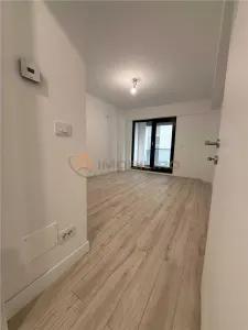 Apartament 2 camere Royal Town Copou - foto 2
