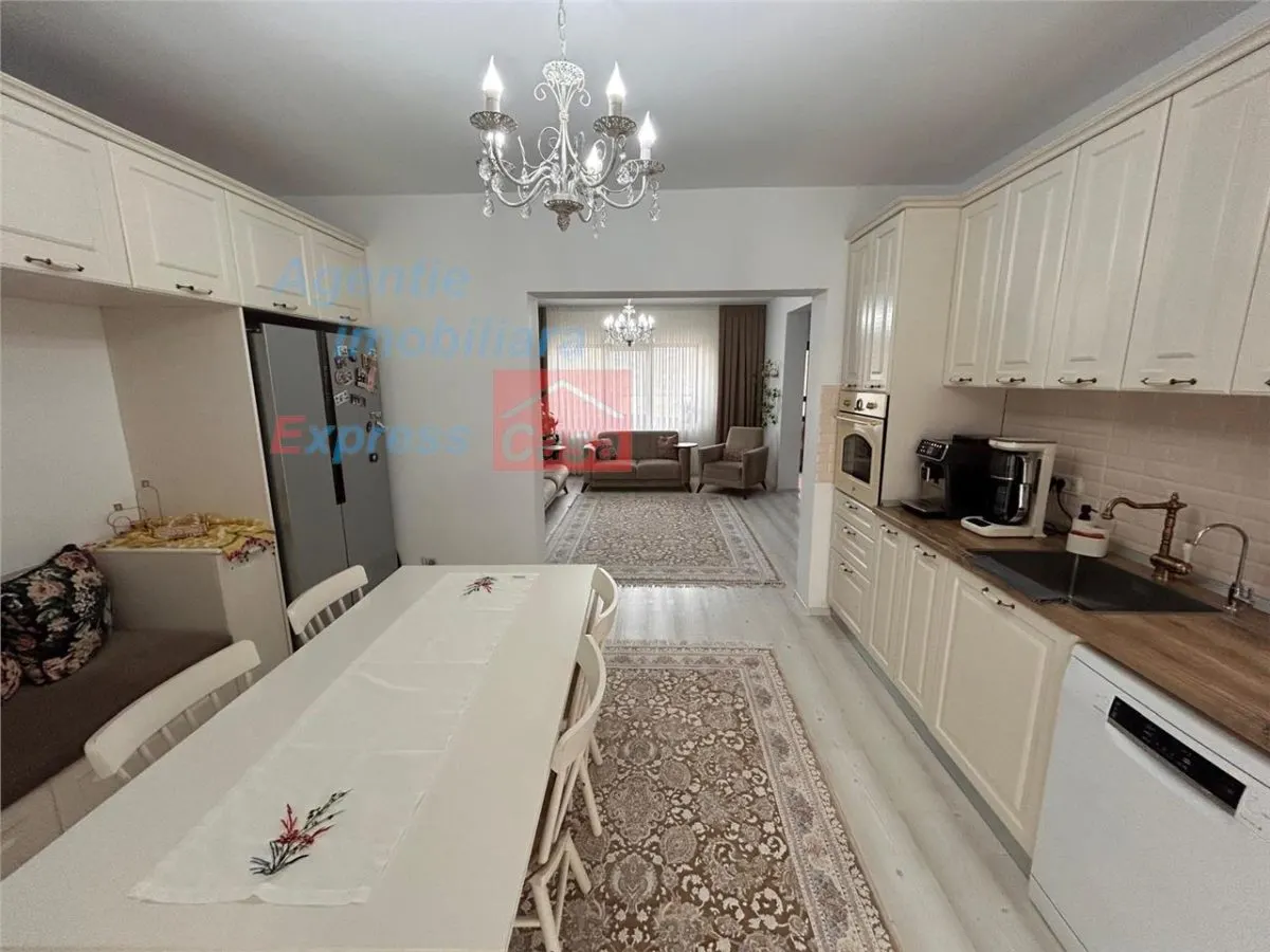 Proprietate deosebita de vanzare | Casa, 13.200 mp teren, doua iazuri cu peste | Raducaneni, Iasi - foto 3
