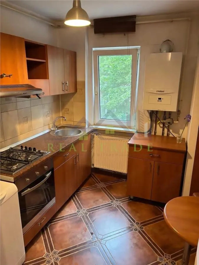 Apartament 2 camere etaj intermediar zona Astra - foto 1