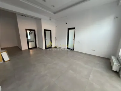 Spațiu Comercial Modern | 88 mp | Vizibilitate Excelentă | 2 Parcări Incluse - foto 4