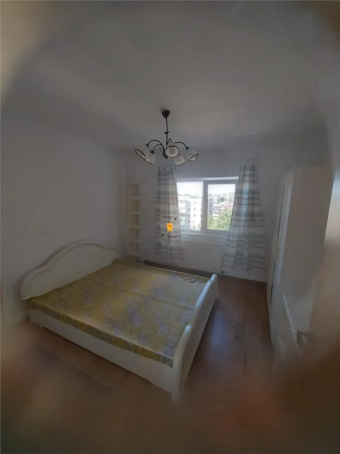Inchiriere apartament 3 camere zona Piata Mihai Viteazul - foto 3