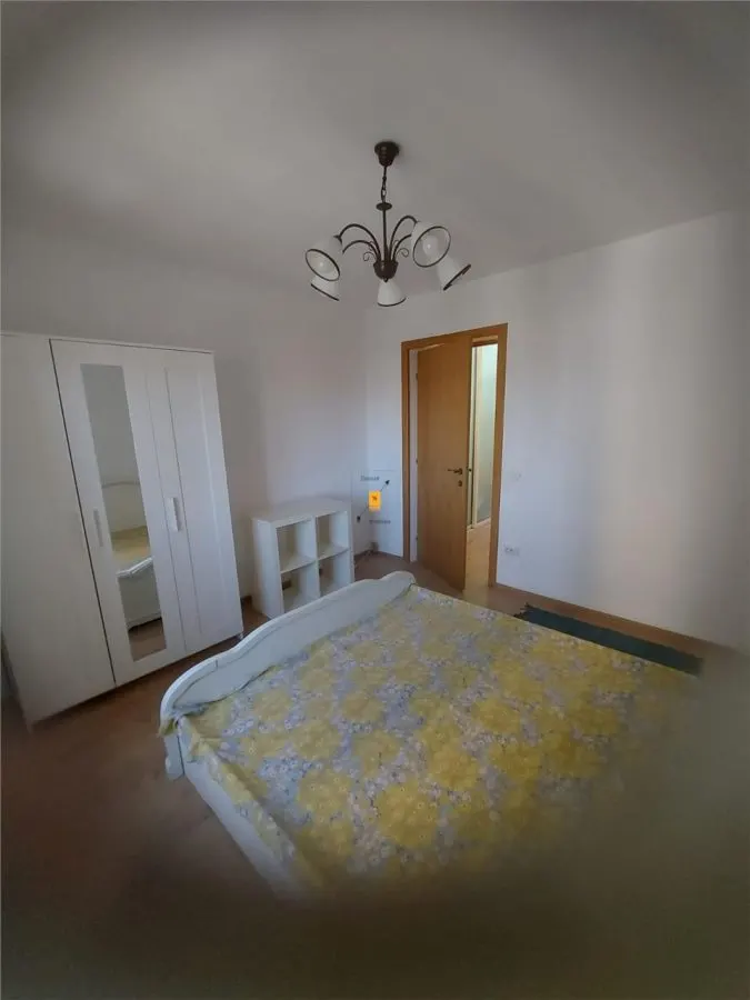 Inchiriere apartament 3 camere zona Piata Mihai Viteazul - foto 4