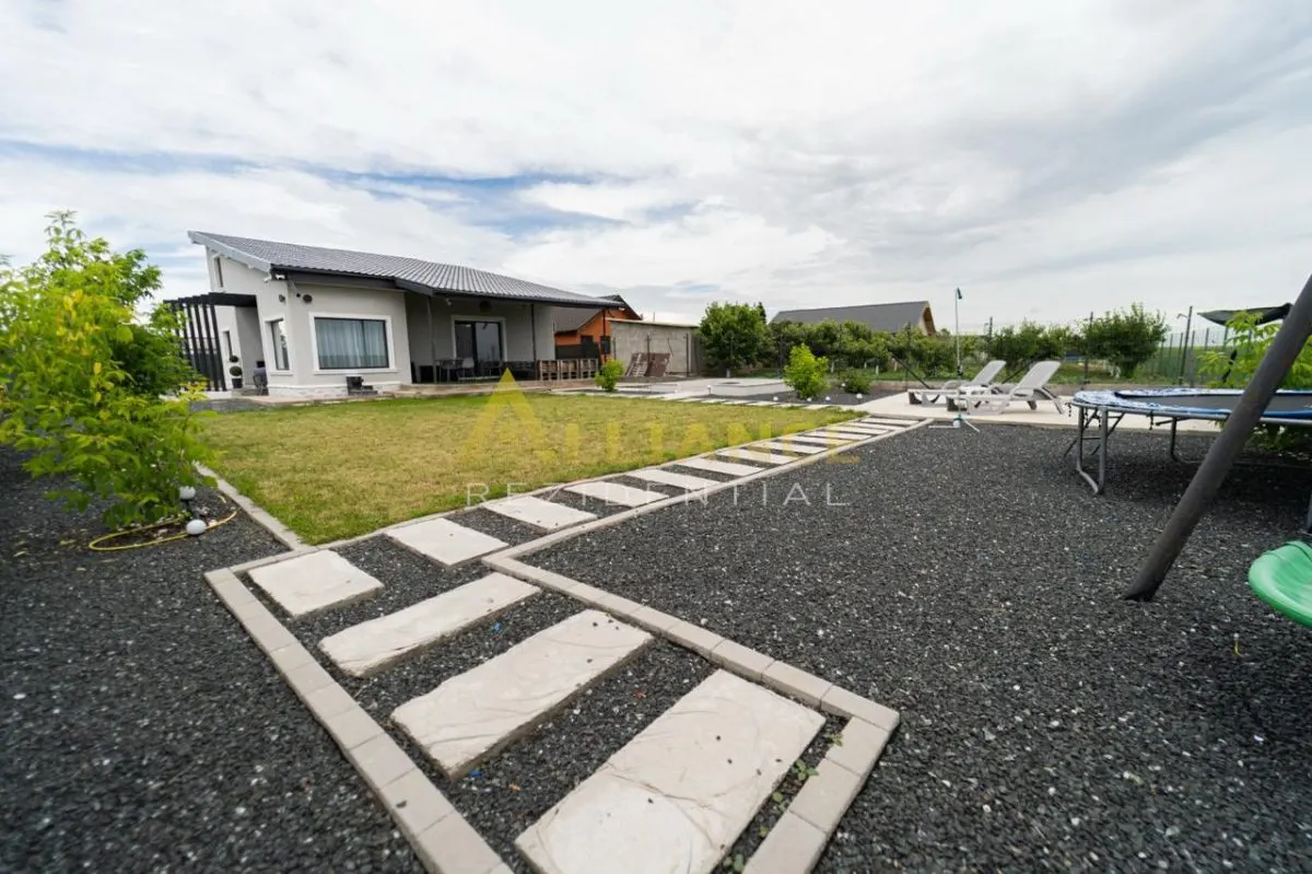 Casa cu 4 camere si Zona Cinema si Semineu | La 15 Minute de Popesti-Leordeni - foto 21