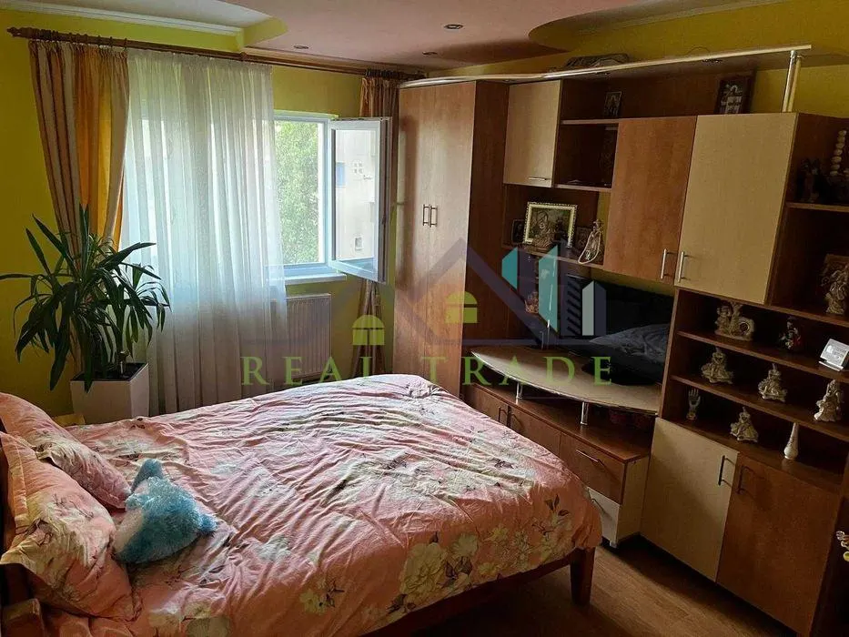Apartament 3 camere etaj intermediar Astra Zorilor - foto 2