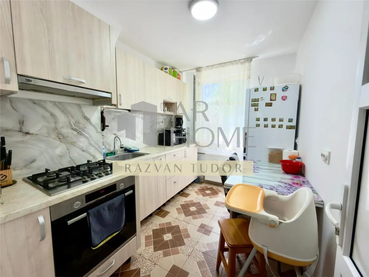 Apartament 3 camere , renovat , utilat , zona sud , Ploiesti - foto 3