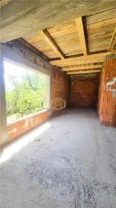 VIDEO | Casa Noua cu 4 camere - Teren imprejmuit 1.420 mÂ² | Viile Satu Mare - foto 4