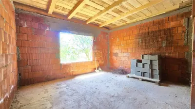 VIDEO | Casa Noua cu 4 camere - Teren imprejmuit 1.420 mÂ² | Viile Satu Mare - foto 8