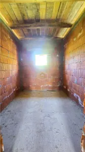 VIDEO | Casa Noua cu 4 camere - Teren imprejmuit 1.420 mÂ² | Viile Satu Mare - foto 9