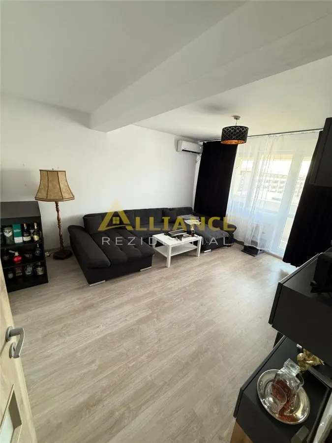 Metrou Berceni Ap 2 Camere Mobilat+Parcare - foto 1