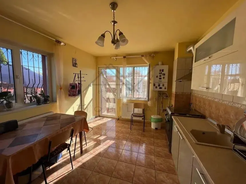 VANZARE VILA INDIVIDUALA | CASA DE VACANTA PRAHOVA PREDESTI TEREN 1000 mp - foto 12