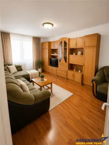 Decomandat, 3 camere, 2 bai, spatiu verde, mobilat, utilat, boxa, Faget, Brasov - foto 2