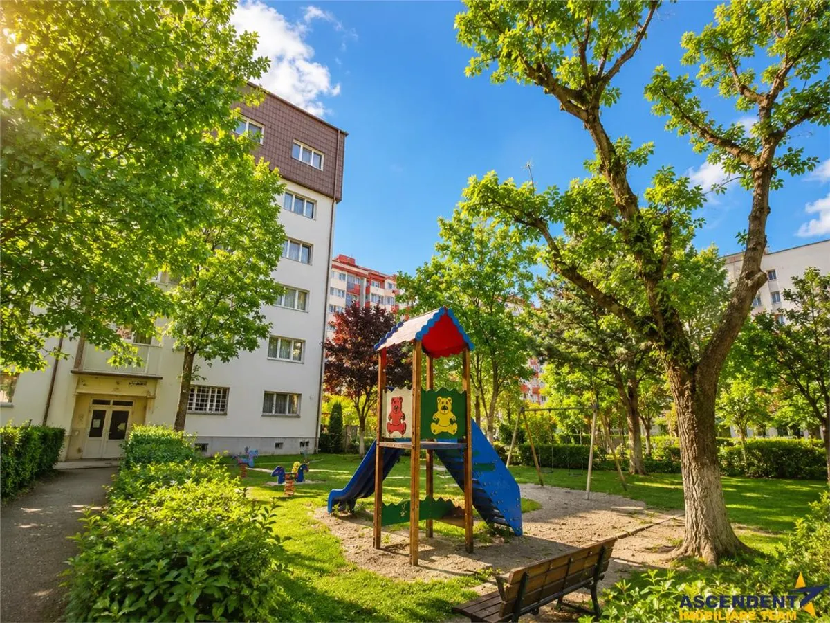 Decomandat, 3 camere, 2 bai, spatiu verde, mobilat, utilat, boxa, Faget, Brasov - foto 11