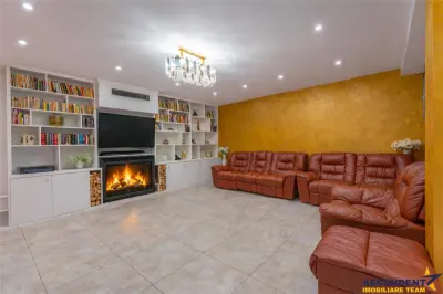 FILM& 3D! Vila high tech, cu semineu, jacuzzi, terasa, 7 camere, Central, Brasov - foto 2