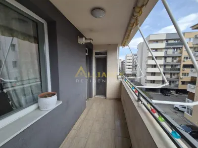 Aparatorii Patriei-Apartament 3 Camere Mobilat - Bucuresti