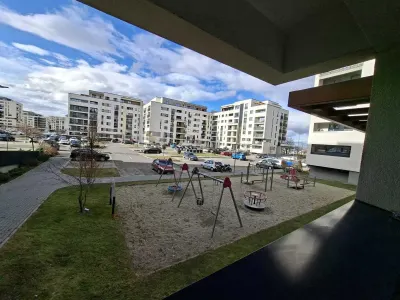 Apartament 2 camere, Kasper Coresi, decomandat,loc de parcare - Brasov