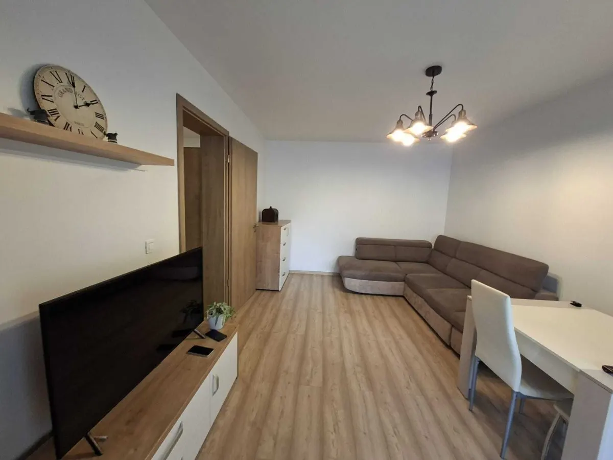 Apartament 2 camere, Kasper Coresi, decomandat,loc de parcare - foto 5