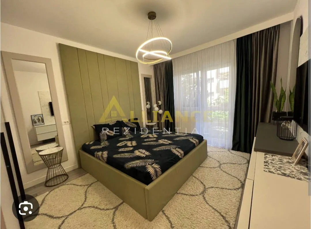 Grand Kristal ~ Apartament 3 camere decomandat - foto 8