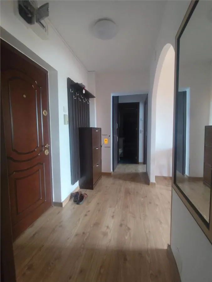 Inchiriere apartament  2 camere zona Malu Rosu - foto 5
