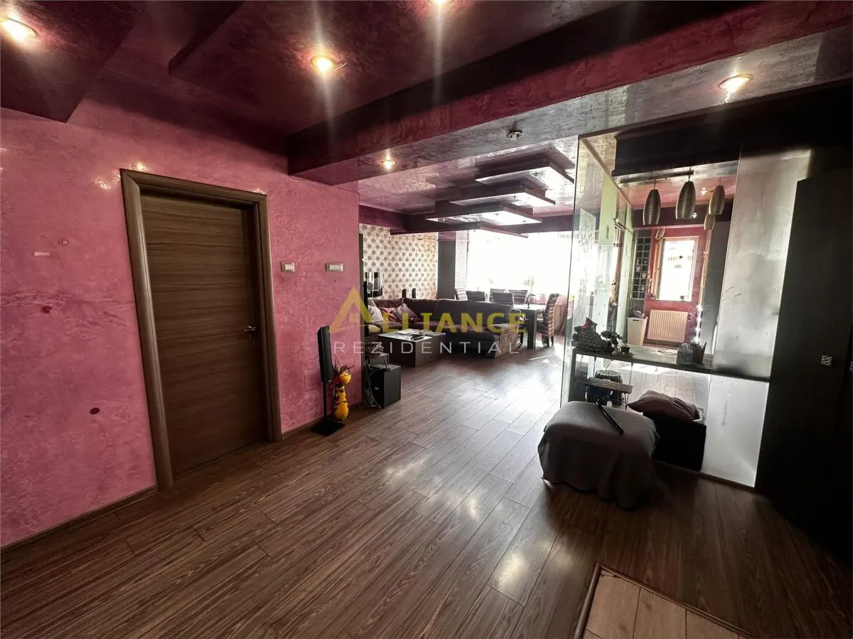 APARTAMENT 3 CAMERE -95 MP- AUREL PERSU - SECTOR 4 - foto 2