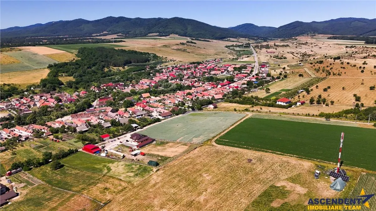 FILM!  1.400 mp, teren intravilan, in Maierus, Brasov - foto 20