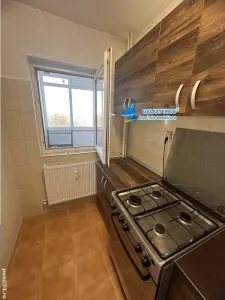 Garsoniera Titan DI 252 din 24 iunie - foto 7
