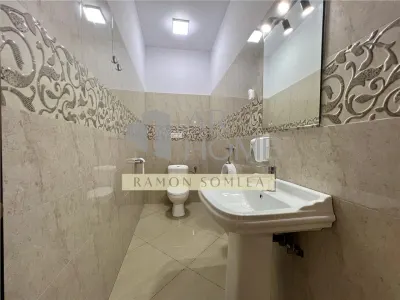 Spatiu comercial 5 camere, loc de parcare, ultracentral, Ploiesti - foto 15