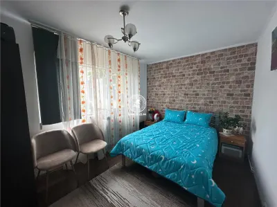 Apartament 3 camere de vanzare Podul de Piatra - Iasi
