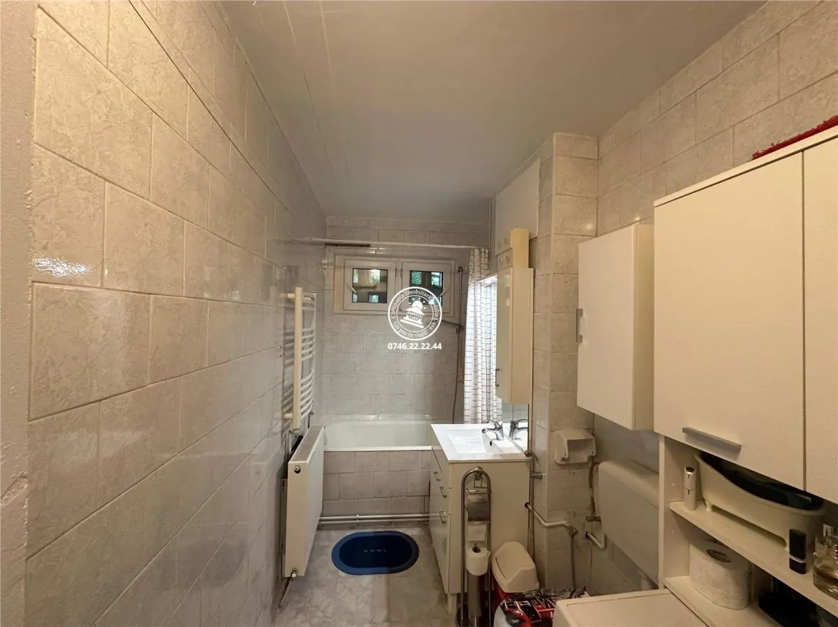 Apartament 3 camere de vanzare Podul de Piatra - foto 8