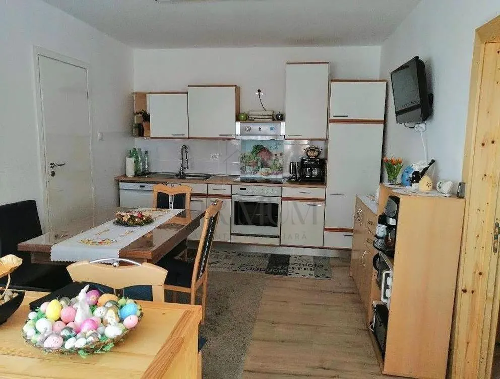 BRAYTIM, CASA INDIVIDUALA CU 2 APARTAMENTE, 3 DORMITOARE, 2 BUCATARII INCHISE - foto 3