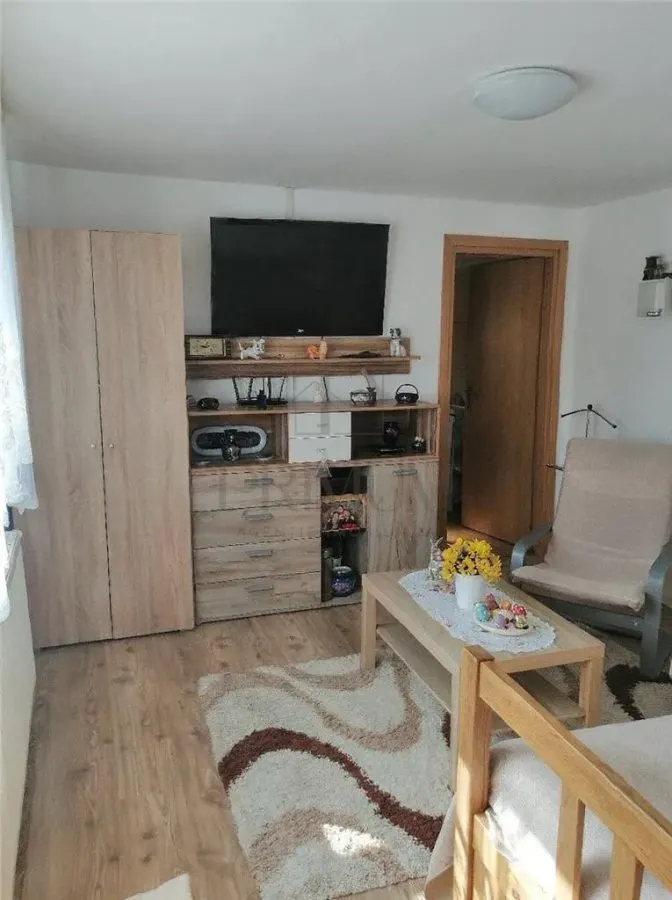 BRAYTIM, CASA INDIVIDUALA CU 2 APARTAMENTE, 3 DORMITOARE, 2 BUCATARII INCHISE - foto 4