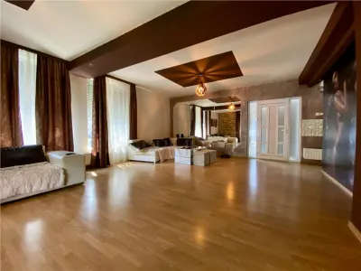 DAMBOVITA - CASA 4 CAMERE - 2 BAI - 4 LOCURI PARCARE - TERASA - foto 2