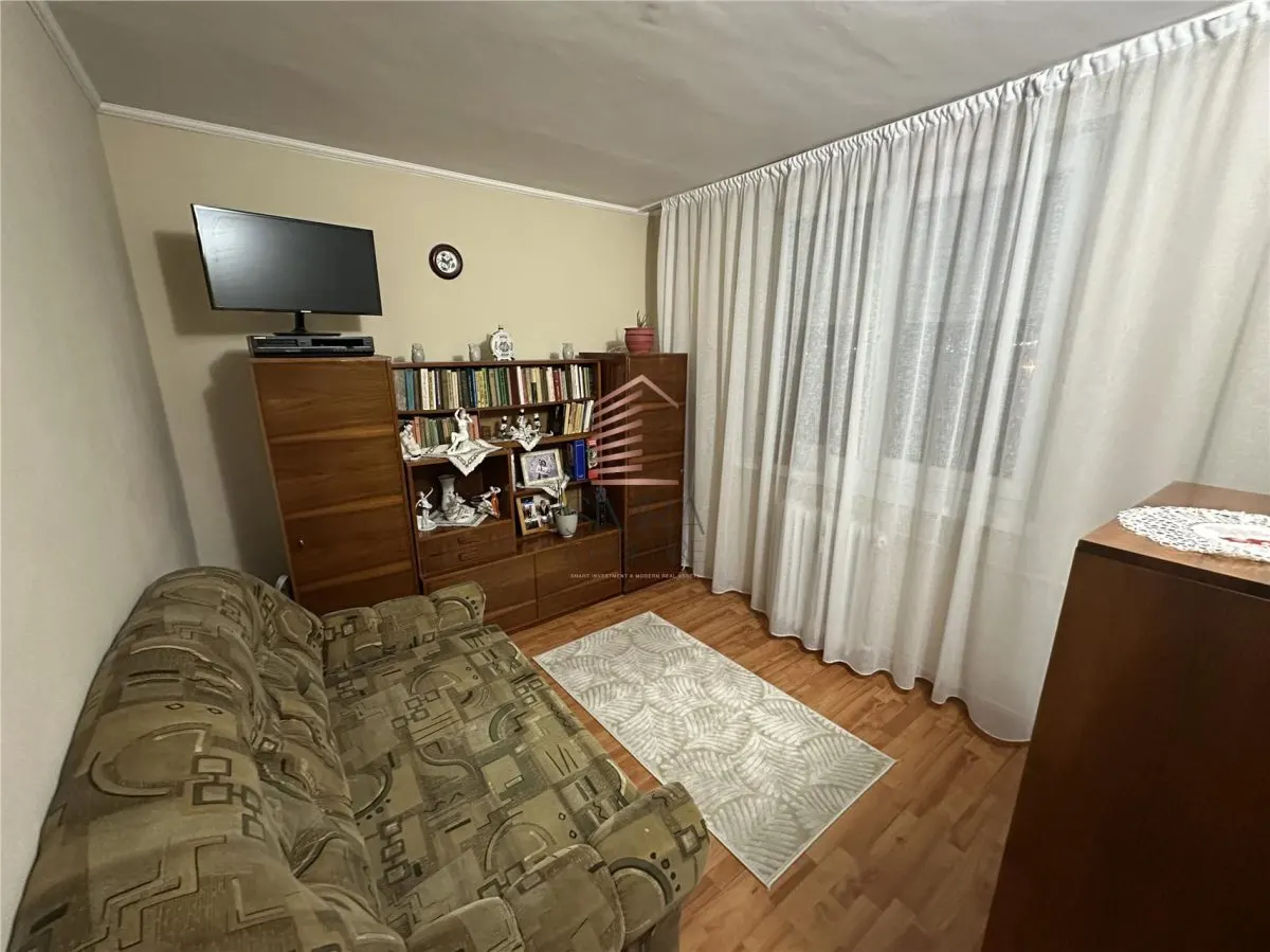 Apartament cu 2 camere, Nufarul - foto 4