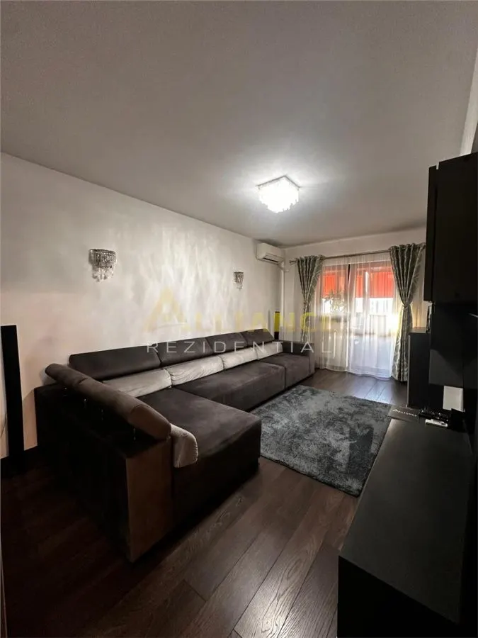 Apartament 3 camere , 2 bai ~ Brown Residence - foto 4